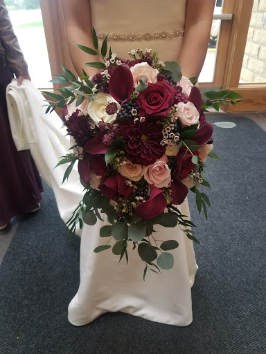 Florist «Forever In Bloom Floral», reviews and photos, 627 Hiawatha Ave, Vadnais Heights, MN 55127, USA