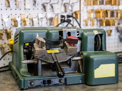 Locksmith «A-1 Suburban Total Security», reviews and photos, 245 W Dundee Rd, Buffalo Grove, IL 60089, USA