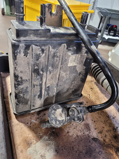 Auto Repair Shop «Middleton Transmission & Auto Repair», reviews and photos, 14 Lonergan Rd, Middleton, MA 01949, USA