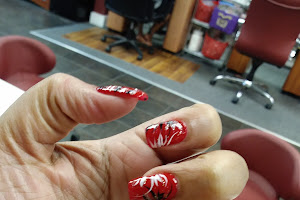 Design Nails By Yvonne