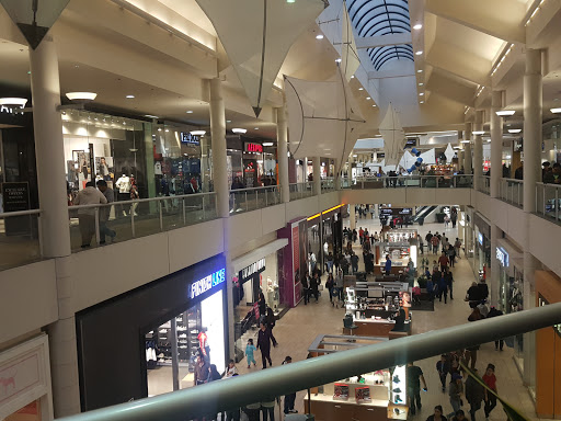 Shopping mall Pasadena
