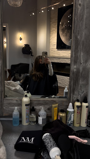 Hair Salon «Niki Moon Salon & Spa», reviews and photos, 1100 N Sherman Ave #108, Naperville, IL 60563, USA