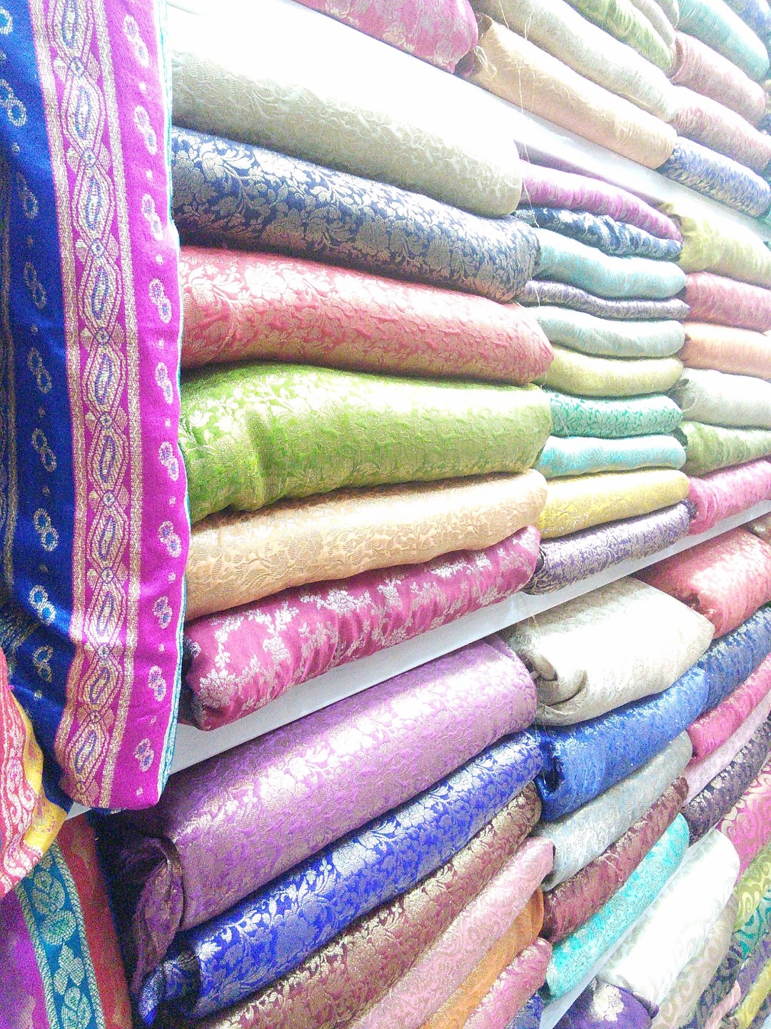 Zainab Cloth & Matching House