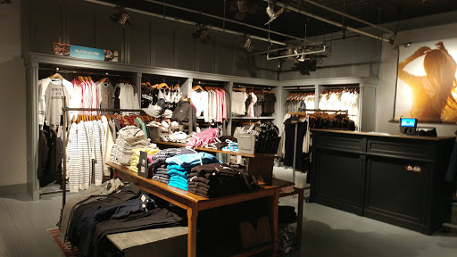 Clothing Store «Hollister Co.», reviews and photos, 301 Mt Hope Ave, Rockaway, NJ 07866, USA