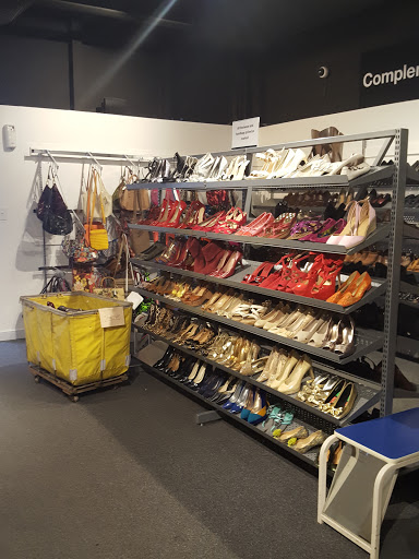 Thrift Store «Goodwill Second Debut Carytown», reviews and photos
