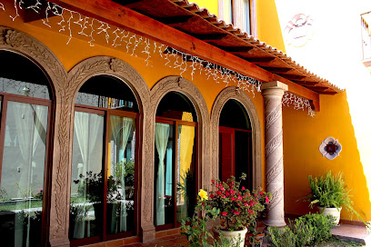 CASA LUNA GUEST HOUSE