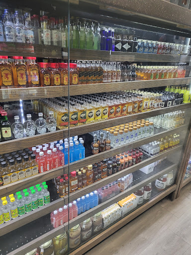 Liquor Store «Big Ten Party Stores», reviews and photos, 1108 E Grand River Ave, East Lansing, MI 48823, USA