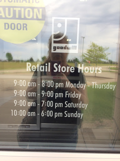 Thrift Store «Goodwill Store and Donation Center - Platteville», reviews and photos, 2001 Progressive Pkwy, Platteville, WI 53818, USA
