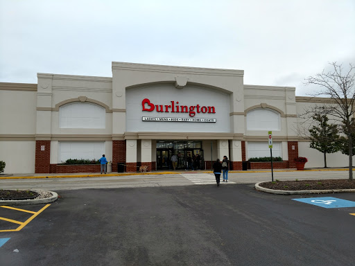 Clothing Store «Burlington Coat Factory», reviews and photos, 30 W Rand Rd, Arlington Heights, IL 60004, USA