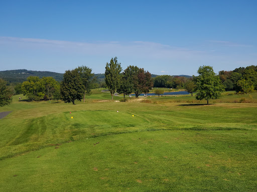 Golf Course «Hickory Hill Golf Course», reviews and photos, 156 NY-17A, Warwick, NY 10990, USA