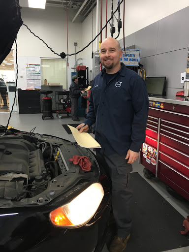 Car Dealer «Cherry Hill Volvo Cars», reviews and photos, 1810 Marlton Pike W, Cherry Hill, NJ 08002, USA