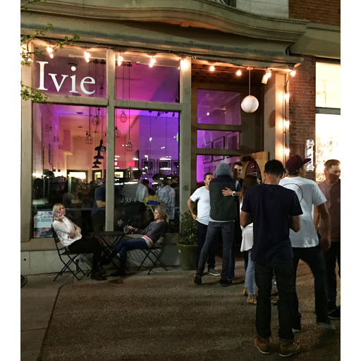 Ivie Juice Bar