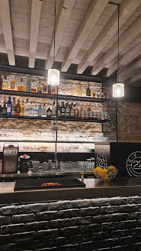 Atmosphère du Restaurant Quai22 - Bar - Tapas - Cocktails - Vins à Lyon - n°9