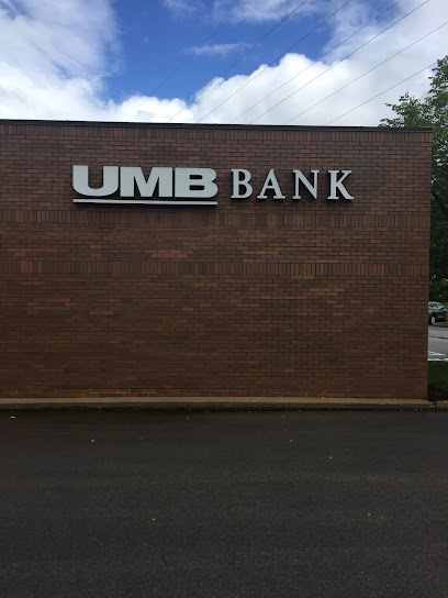 UMB Bank (with drive-thru services)