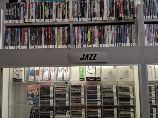 Collectibles Store «The Exchange», reviews and photos, 1524 N Milwaukee Ave, Chicago, IL 60622, USA