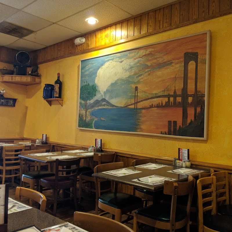 Vic's Italian Restaurant & Pizzeria