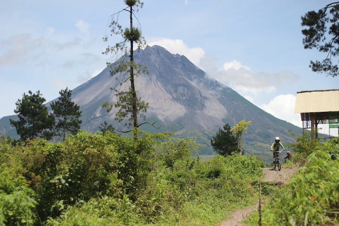 Taman Nasional Gunung Merapi Jurang Jero