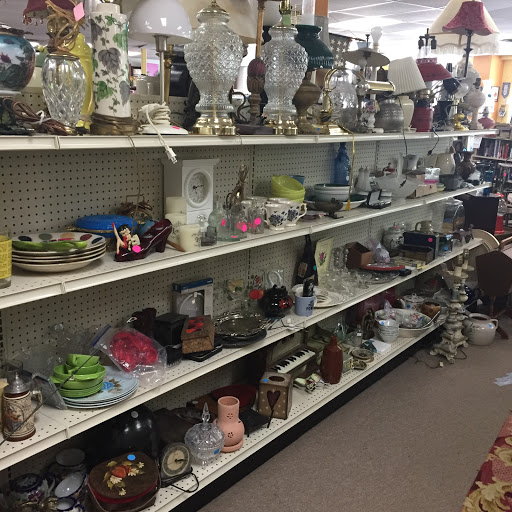 Consignment Shop «Hyde Park Consignments», reviews and photos, 4291 Albany Post Rd, Hyde Park, NY 12538, USA