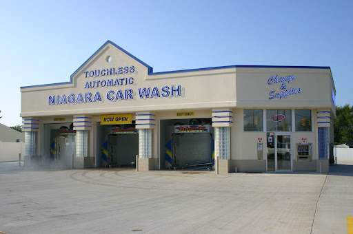 Niagara Car Wash en Erie