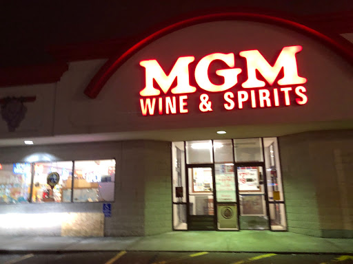 Liquor Store «MGM Liquor Warehouse», reviews and photos, 495 17th Ave N, Hopkins, MN 55305, USA