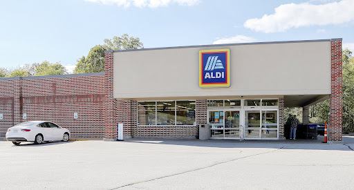ALDI, 2132 E National Ave, Brazil, IN 47834, USA, 