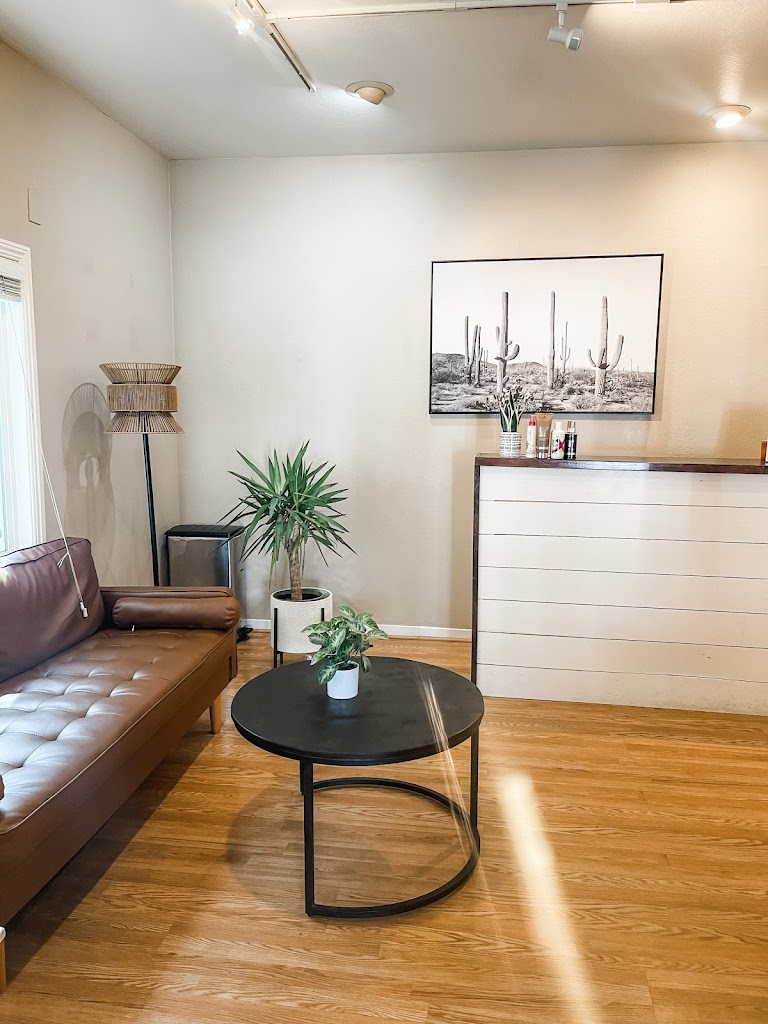 Urban luxe studio 95404