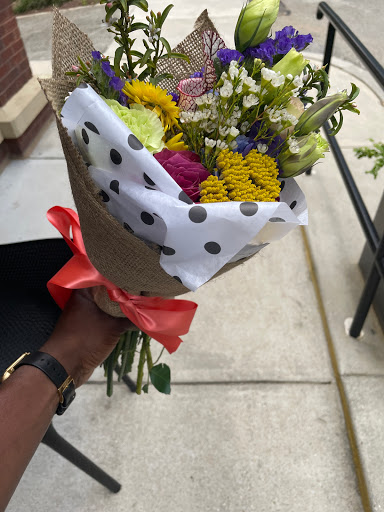 Florist «French Market Flowers», reviews and photos, 99 Krog St NE, Atlanta, GA 30307, USA