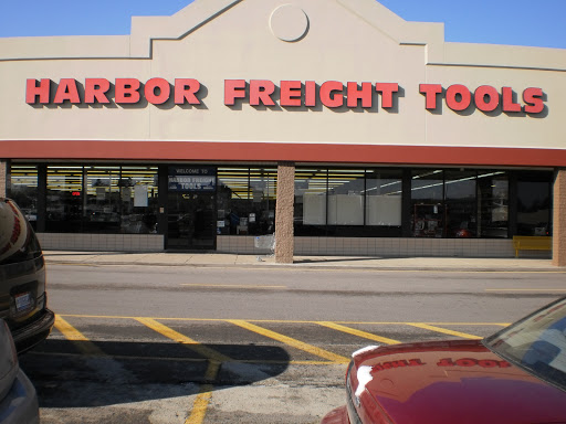 Harbor Freight Tools, 6000 Mahoning Ave STE 20, Austintown, OH 44515, USA, 