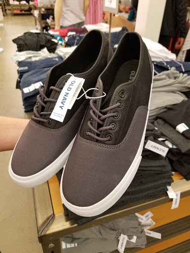 Clothing Store «Old Navy», reviews and photos, 141 Tuckahoe Rd, Sewell, NJ 08080, USA