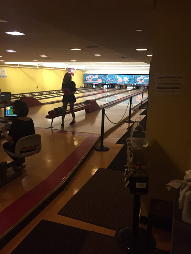 Bowling Alley «Pep Bowl», reviews and photos, 1200 S Broad St, Philadelphia, PA 19146, USA