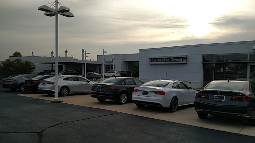 BMW Dealer «BMW of Milwaukee North», reviews and photos, 5990 N Green Bay Ave, Glendale, WI 53209, USA