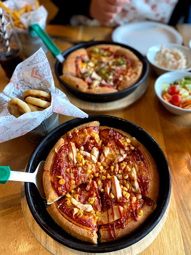 Pizza Hut - Pizza