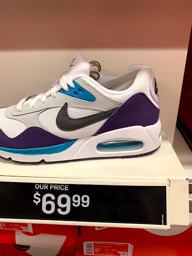 Sporting Goods Store «Nike Factory Store», reviews and photos, 4600 Shelbyville Rd #615, Louisville, KY 40207, USA