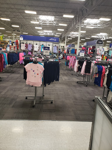 Sporting Goods Store «Academy Sports + Outdoors», reviews and photos, 3201 Lawrence Rd, Wichita Falls, TX 76308, USA