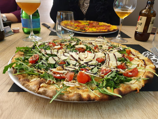 Pizzeria KonviviuM by Menaguale in Montorio al Vomano, Provincia di Teramo