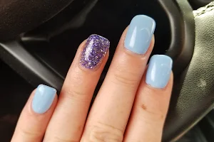 T & P Nails image