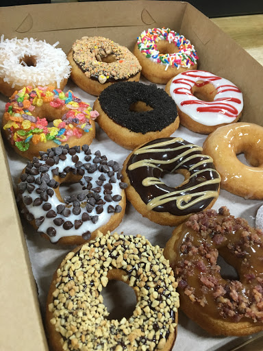 Donut Shop «The Donut Experiment Clearwater Beach», reviews and photos, 674 S Gulfview Blvd, Clearwater Beach, FL 33767, USA