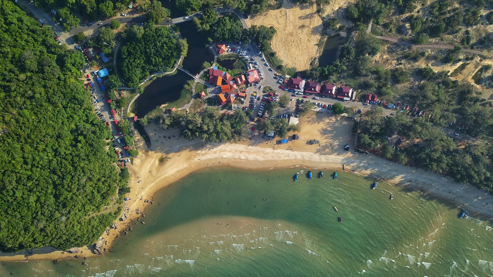 Fotografija Bukit Keluang Beach udobje območja