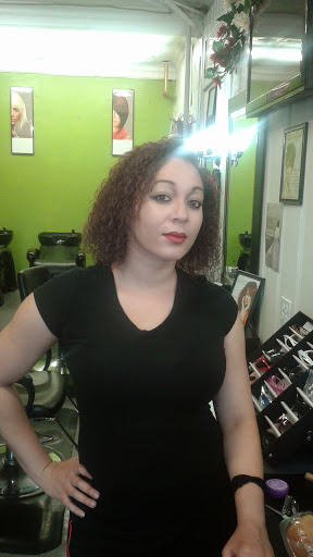 Beauty Salon «Beauty By Dezign», reviews and photos, 24 Birch St, Manchester, CT 06040, USA