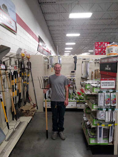 Home Improvement Store «Tractor Supply Co.», reviews and photos, 6945 US Hwy 98 N, Lakeland, FL 33809, USA