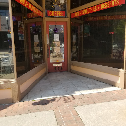 Coffee Shop «The Creme Coffee House», reviews and photos, 109 E 2nd St, Owensboro, KY 42303, USA