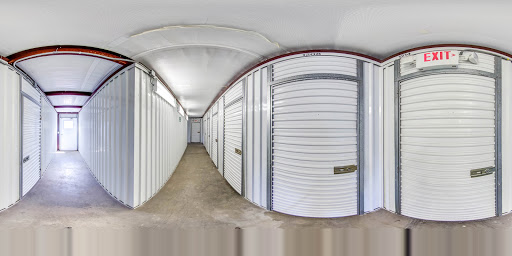 Self-Storage Facility «Metro Self Storage», reviews and photos, 3026 Veterans Rd W, Staten Island, NY 10309, USA