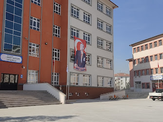 Ahmet Andiçen Ortaokulu
