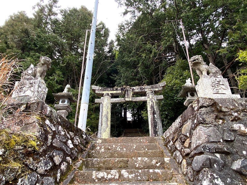 山霊神社