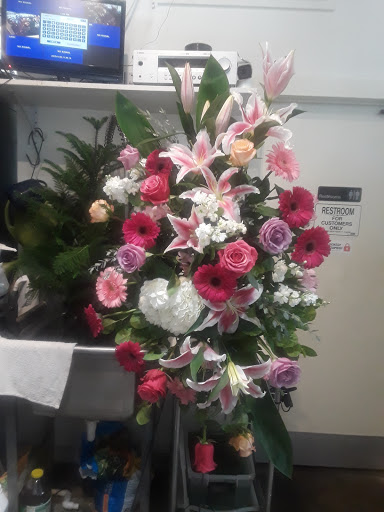 Florist «The Corner Market», reviews and photos, 3426 Greenville Ave, Dallas, TX 75206, USA