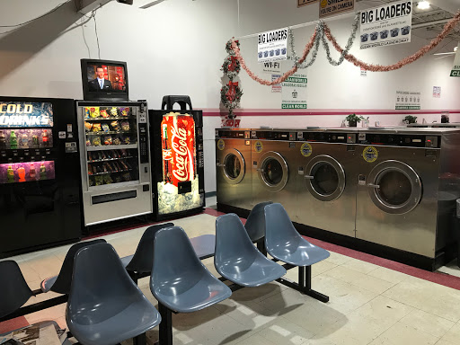 Clean World 24 Hour Laundromat