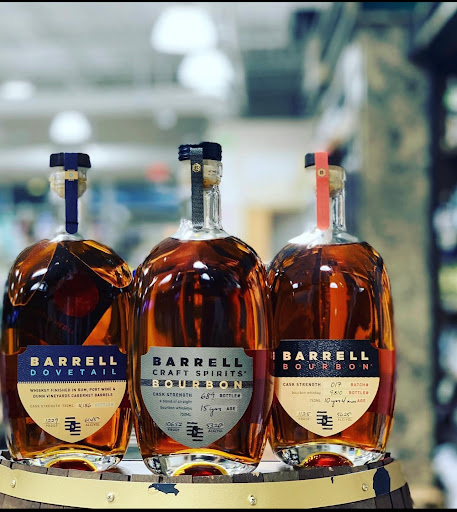 Liquor Store «Arcadia Foremost Liquors», reviews and photos, 3301 W North Ave, Chicago, IL 60647, USA