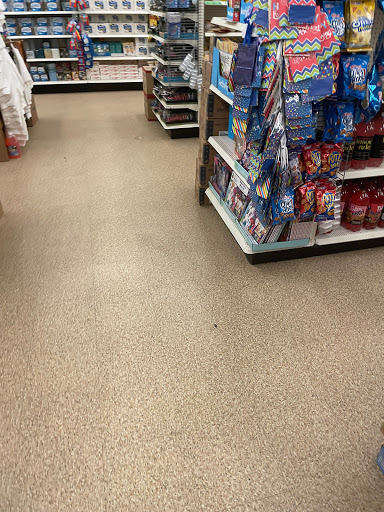 Dollar Store «Dollar Tree», reviews and photos, 14158 NE Woodinville Duvall Rd, Woodinville, WA 98072, USA