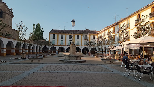 Hospedería Castilla Plaza Mayor Pl. Mayor, 15, 37500 Cdad. Rodrigo, Salamanca, España