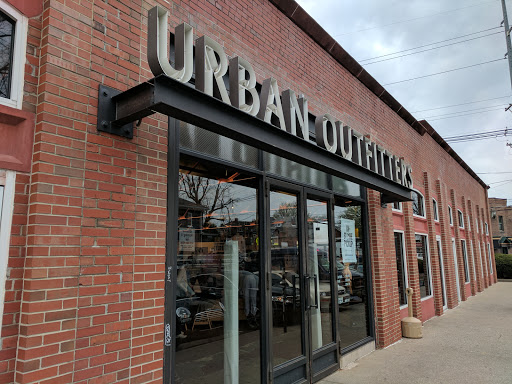 Clothing Store «Urban Outfitters», reviews and photos, 1140 Bardstown Rd, Louisville, KY 40204, USA